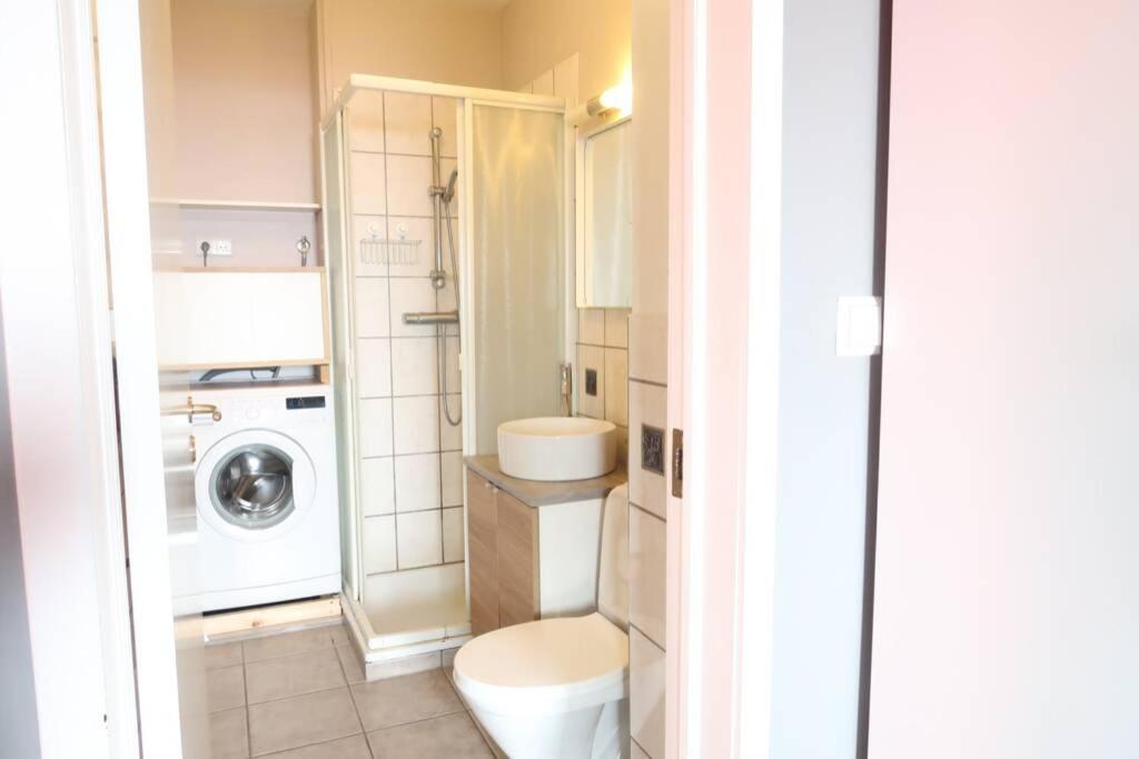 Warm And Welcoming Flat Downtown Akureyri Apartment Екстериор снимка
